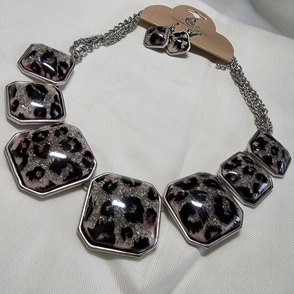 Purple stone necklace set - Picture 4 of 5